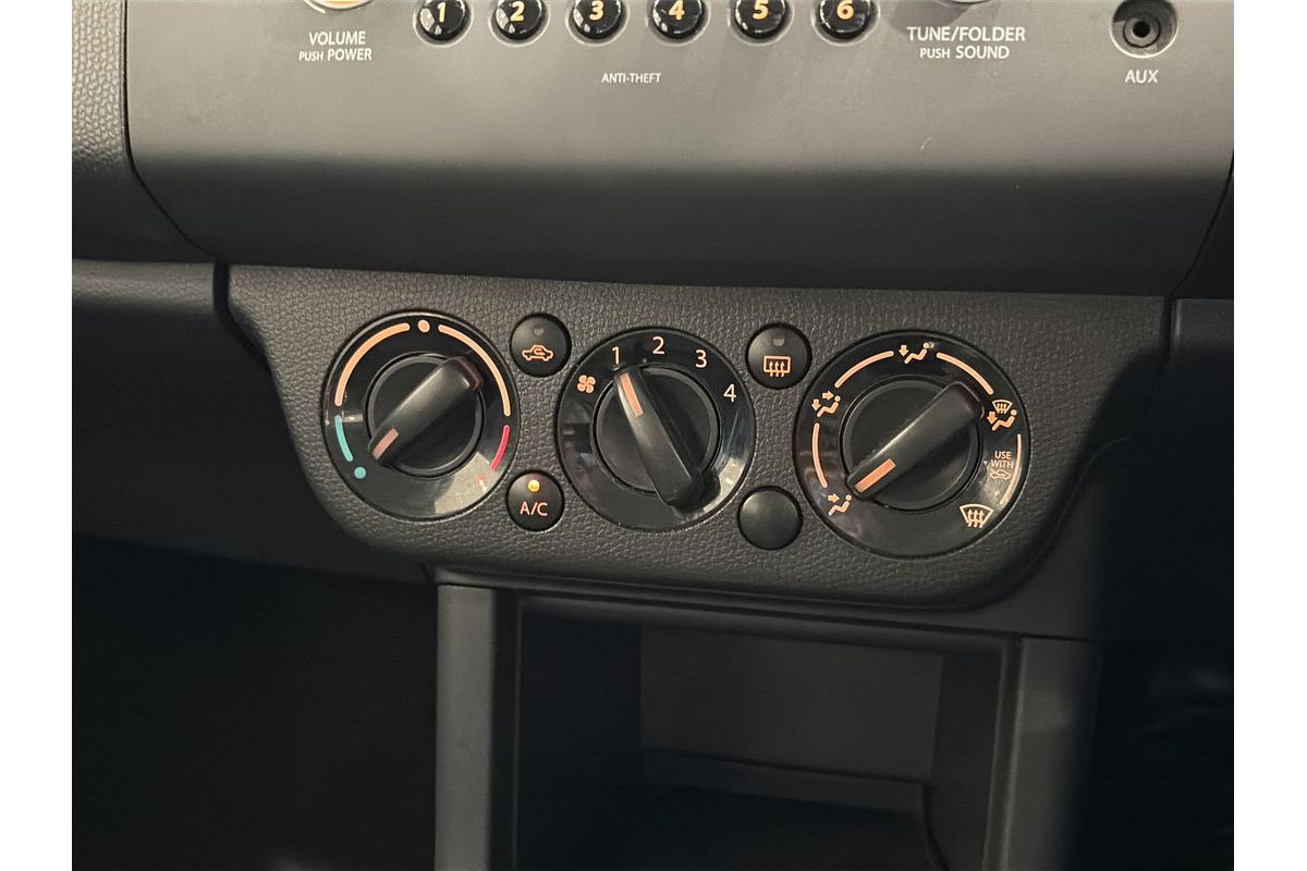 2010 Suzuki Swift RS415