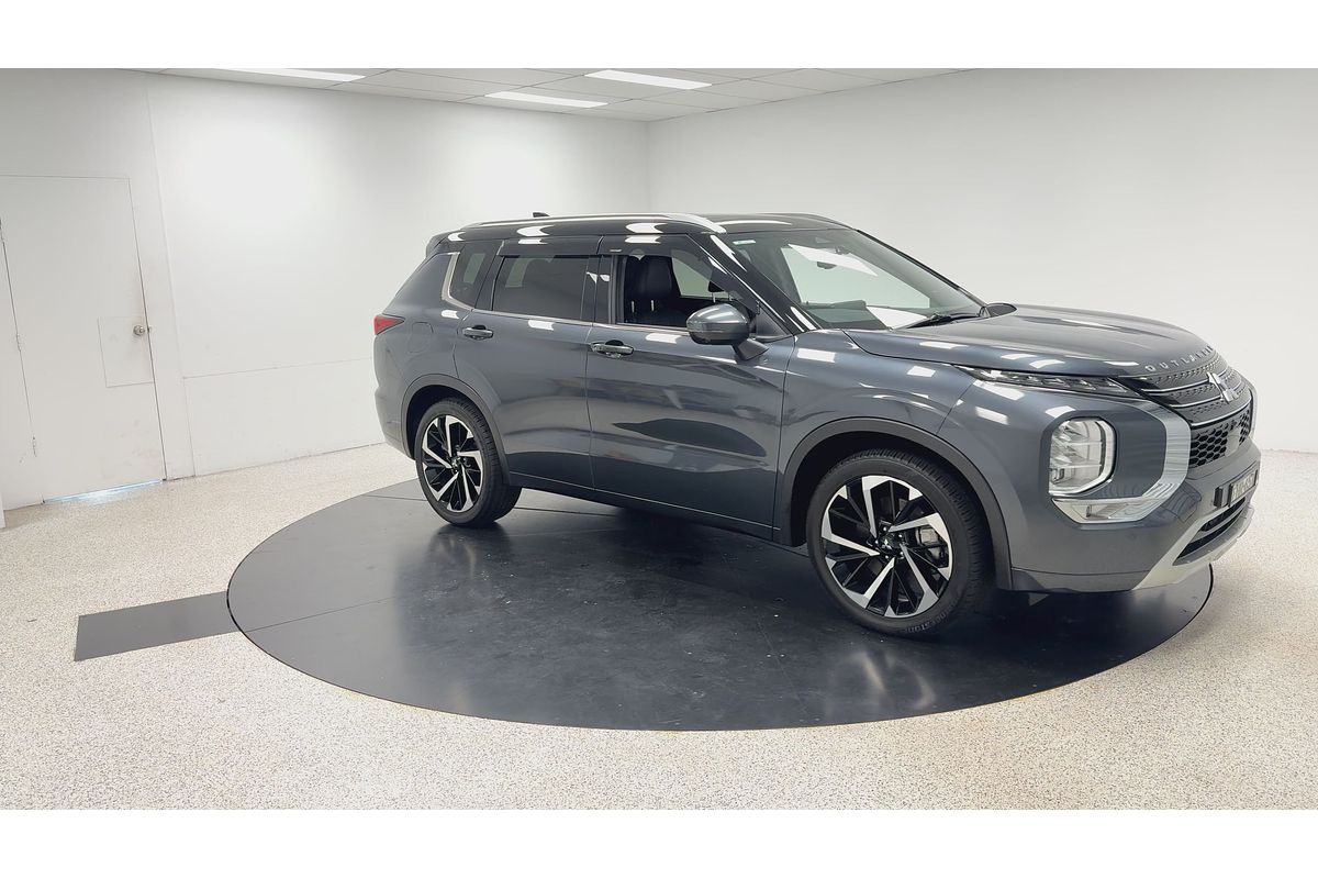 2024 Mitsubishi Outlander Exceed Tourer ZM