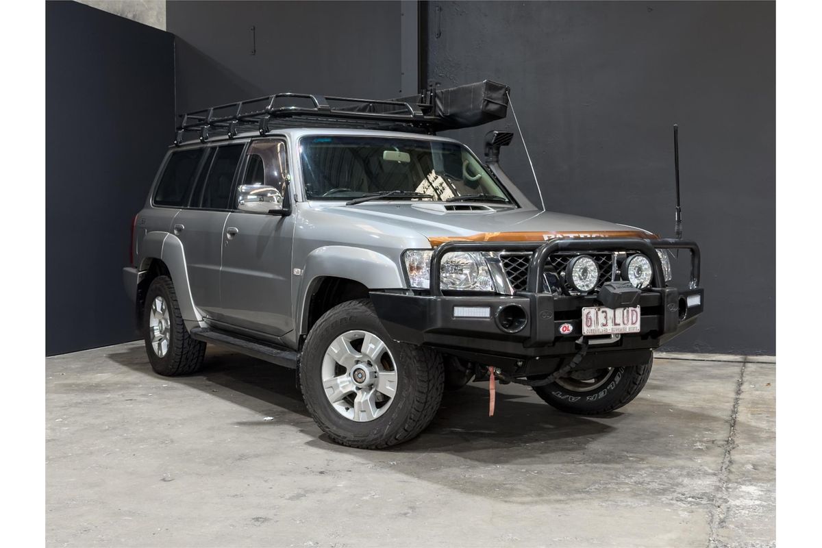 2005 Nissan Patrol ST GU IV