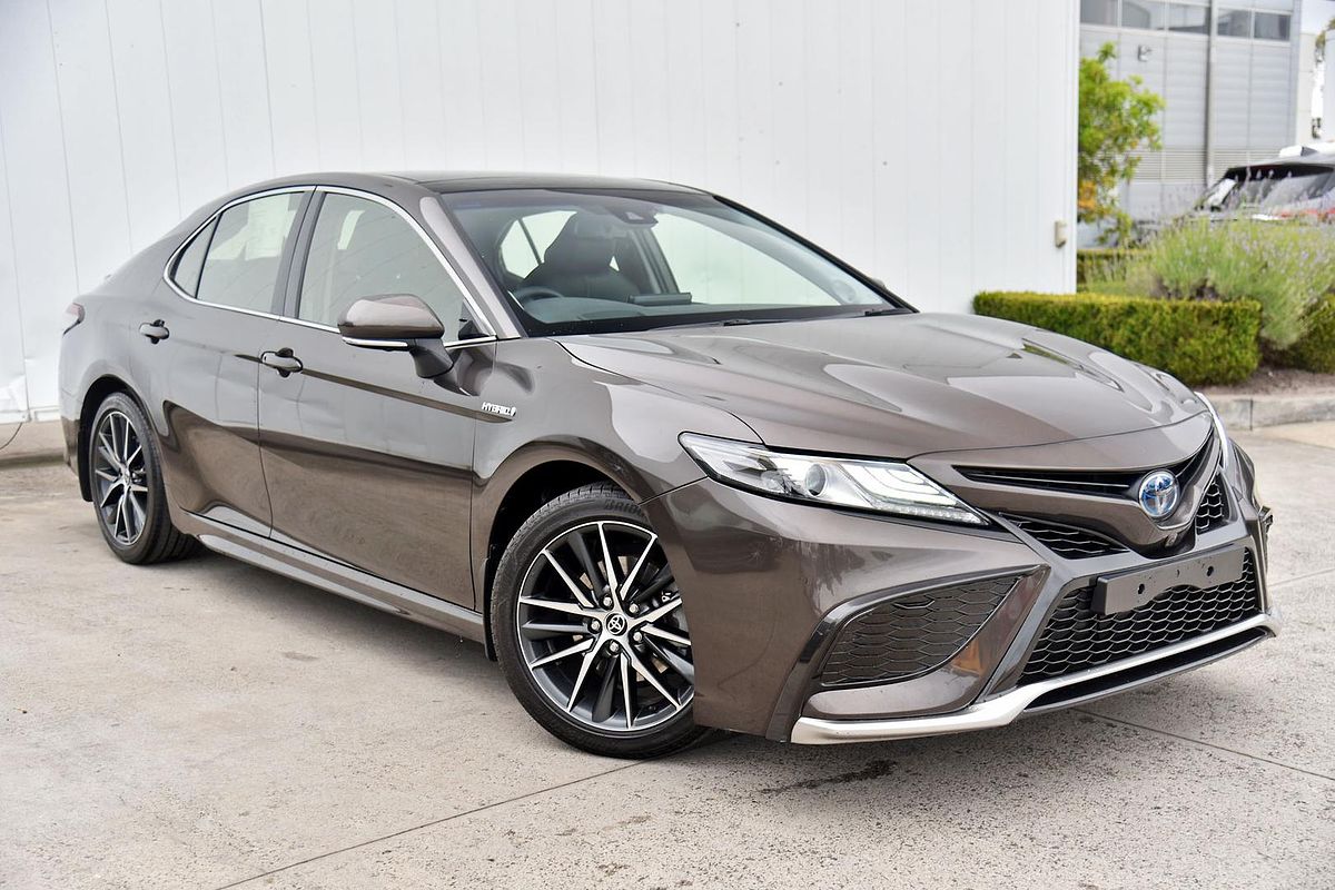 2023 Toyota Camry SL AXVH70R