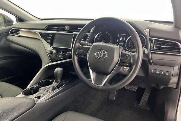 2019 Toyota Camry Ascent ASV70R thumb-10