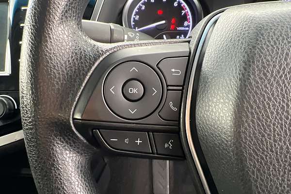 2019 Toyota Camry Ascent ASV70R thumb-11