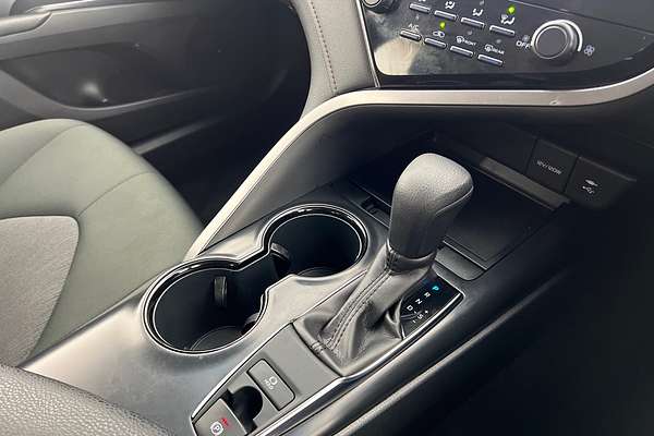 2019 Toyota Camry Ascent ASV70R thumb-14