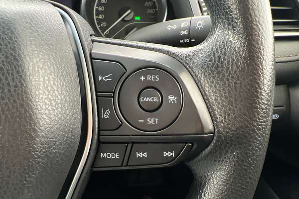 2019 Toyota Camry Ascent ASV70R thumb-15