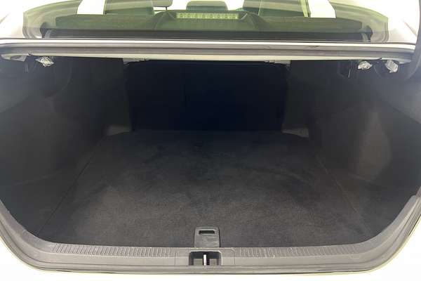 2019 Toyota Camry Ascent ASV70R thumb-17