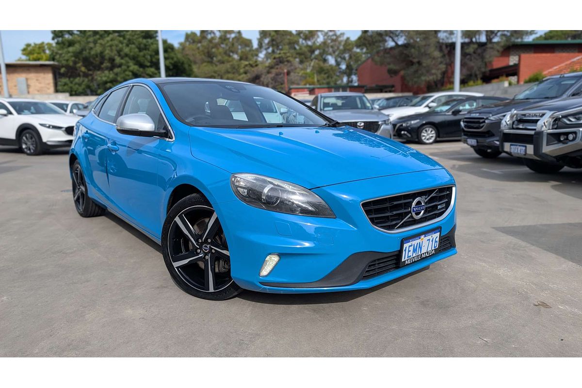 2014 Volvo V40 T5 R-Design