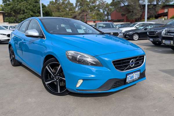 2014 Volvo V40 T5 R-Design