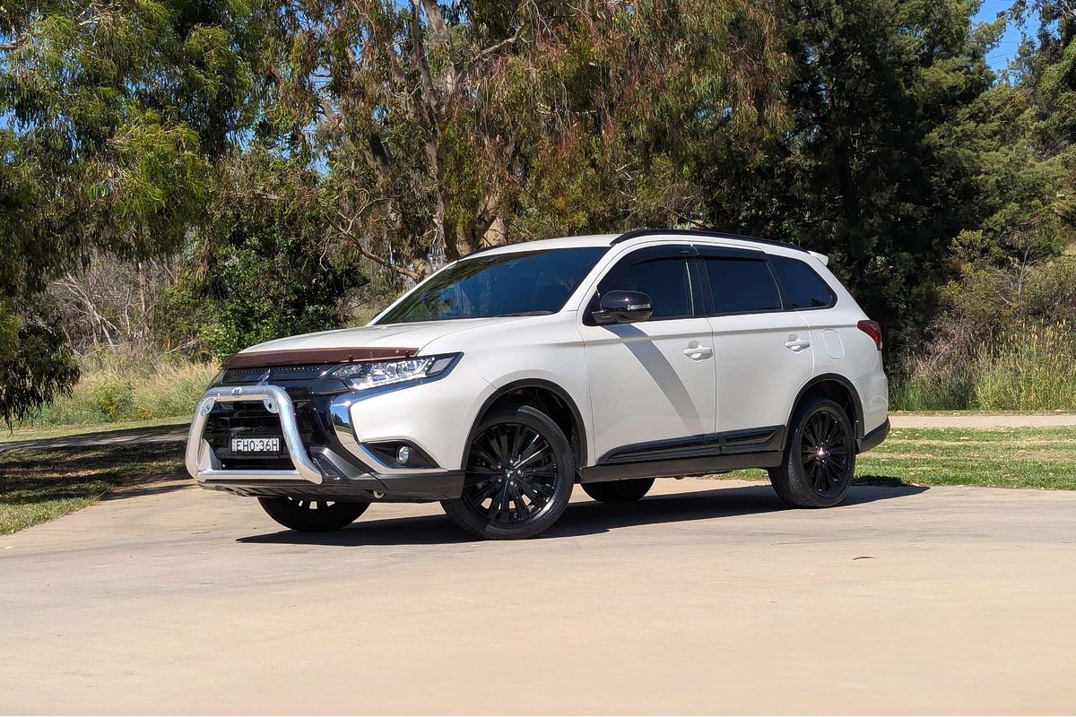2020 Mitsubishi Outlander Black Edition ZL
