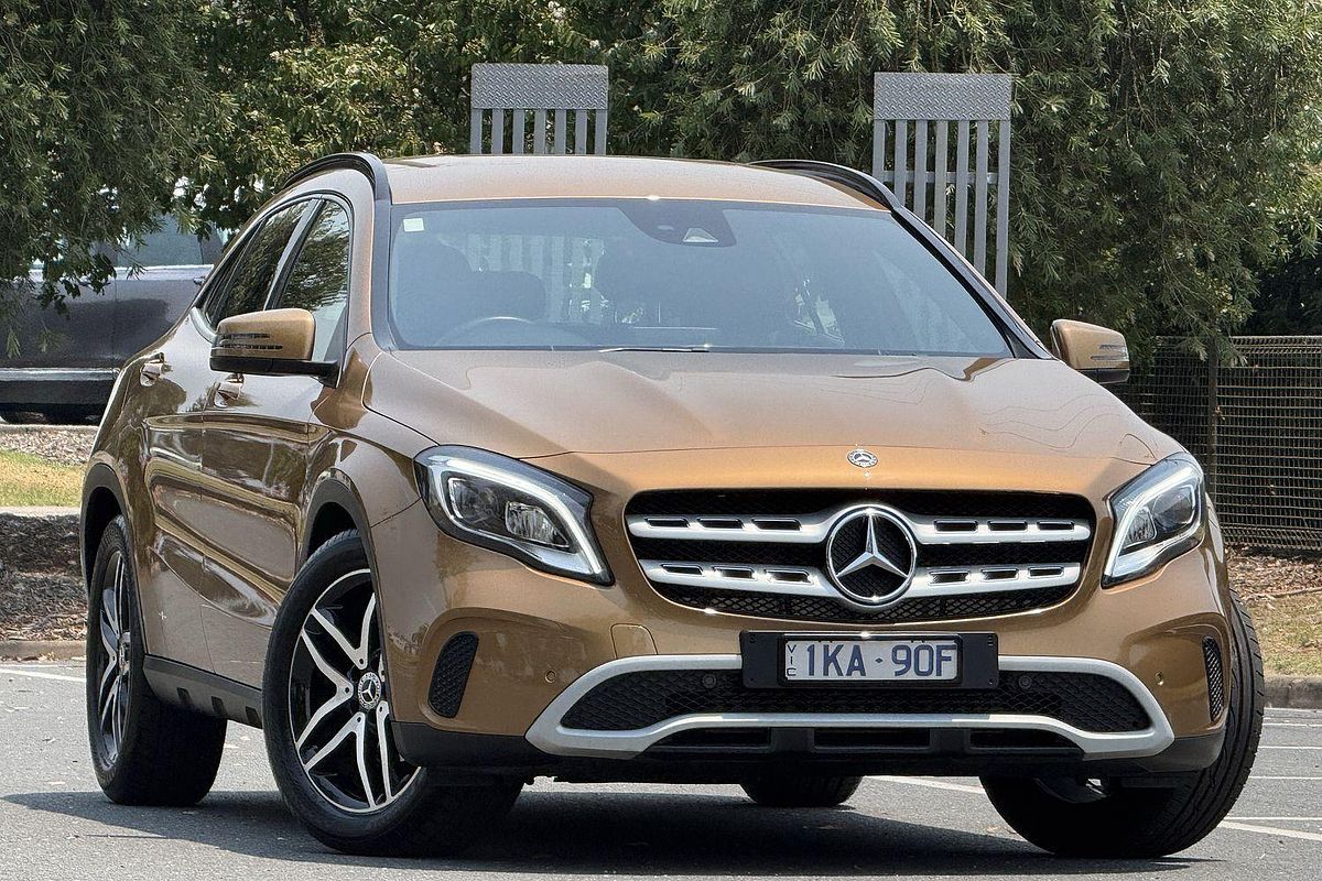 2017 Mercedes-Benz GLA-Class GLA180 X156