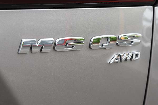 2025 MG QS Essence IS31 thumb-19