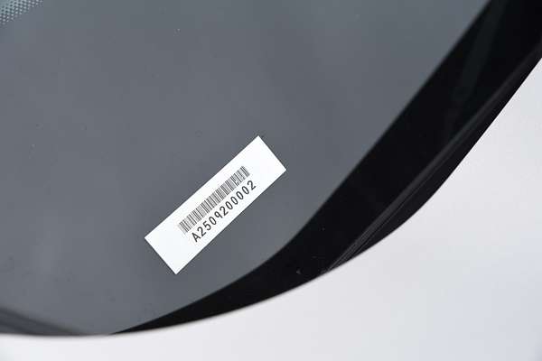 2025 MG QS Essence IS31 thumb-21