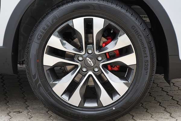 2025 Chery Tiggo 4 Ultimate thumb-3