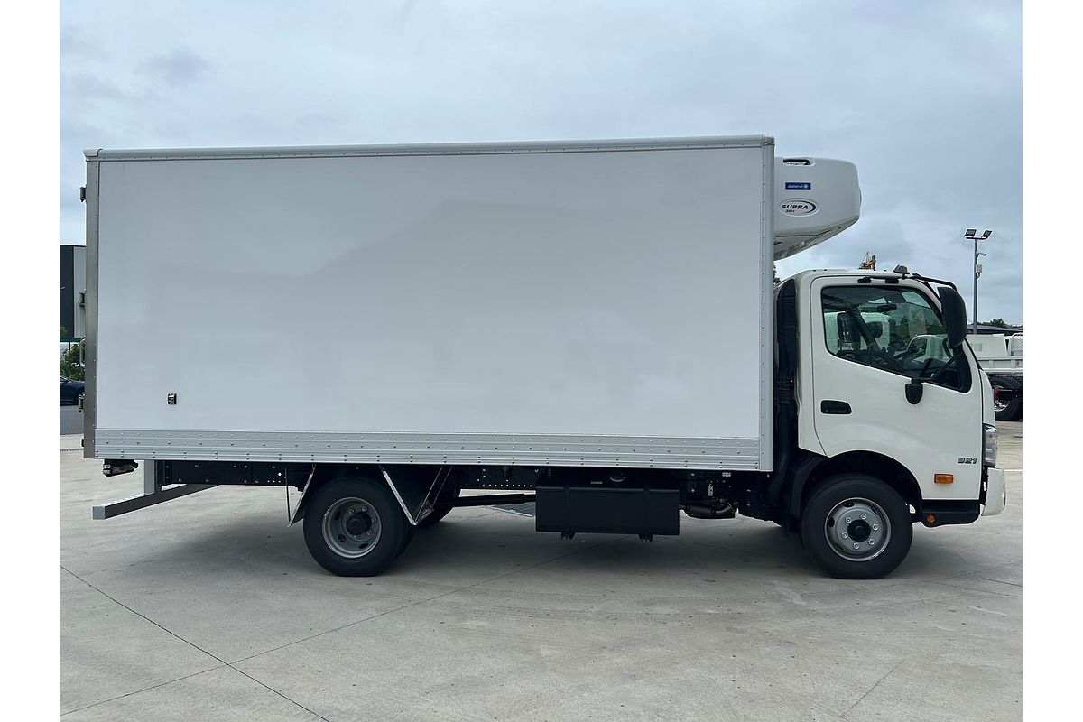 2024 Hino 300 921 Refrigerated Pantech