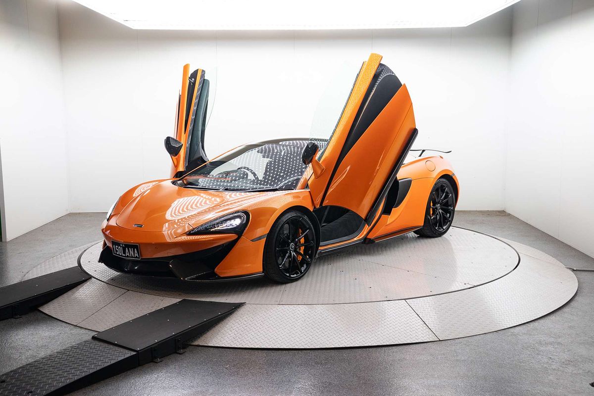 2017 McLaren 570S P13