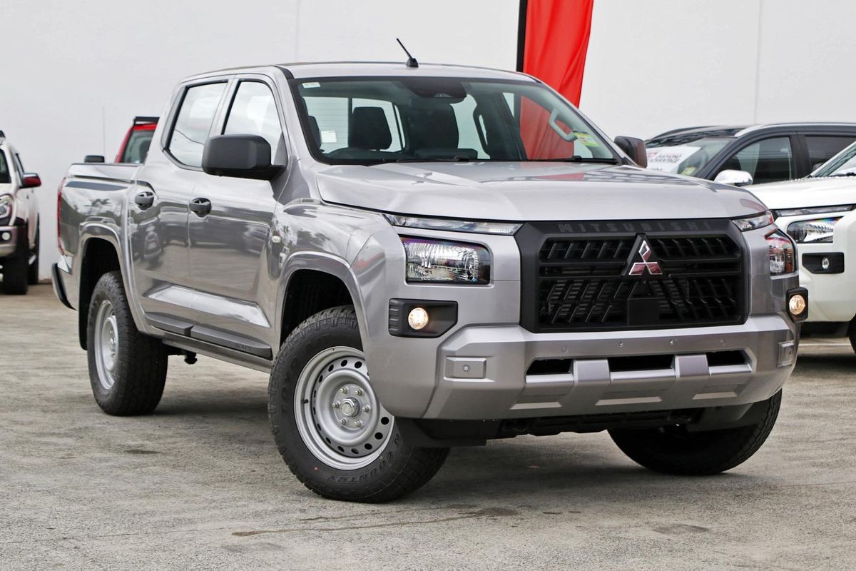 2025 Mitsubishi Triton GLX MV 4X4