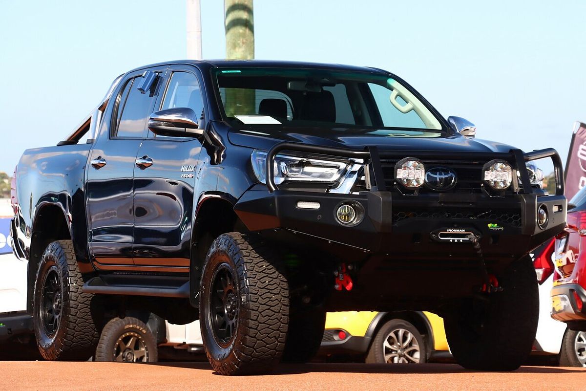 2023 Toyota Hilux SR5 GUN126R 4X4