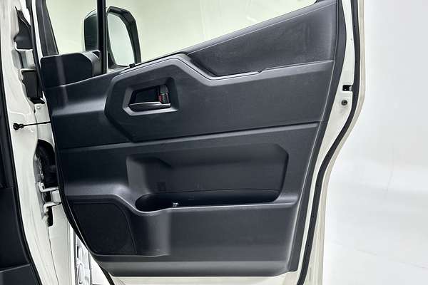 2024 Toyota Hiace GDH300R LWB thumb-17