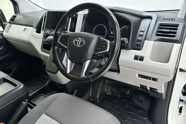 2024 Toyota Hiace GDH300R LWB thumb-18