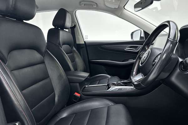 2022 MG HS Vibe SAS23 thumb-12