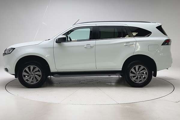 2022 Isuzu MU-X LS-U thumb-4