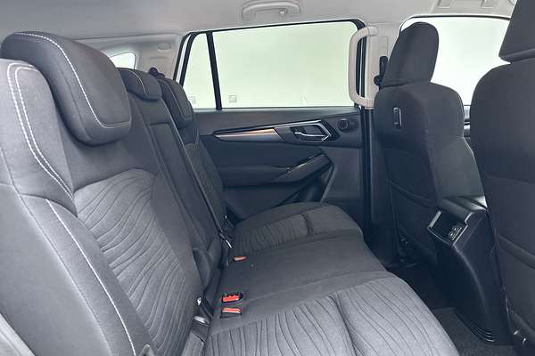 2022 Isuzu MU-X LS-U thumb-11