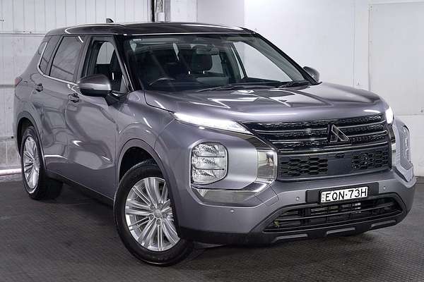 2021 Mitsubishi Outlander ES ZM