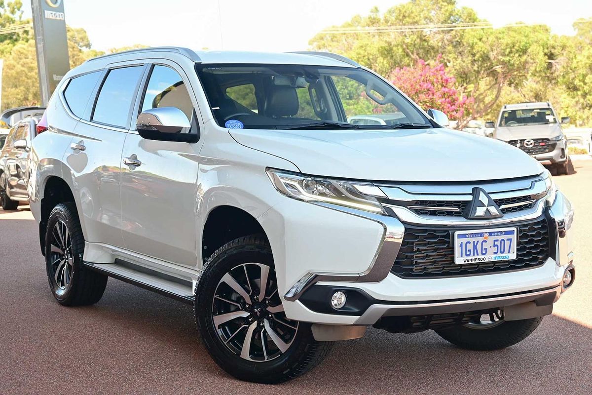 2017 Mitsubishi Pajero Sport GLS QE
