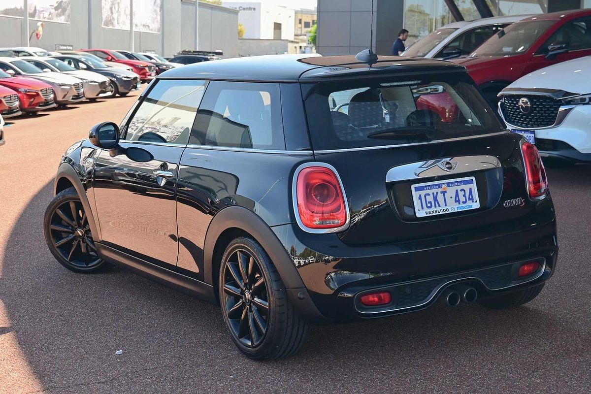 2017 MINI Hatch Cooper S F56