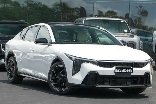 2025 Kia K4 GT-Line CL4m