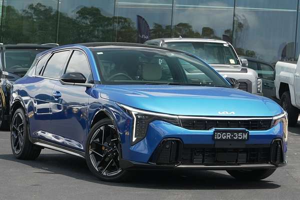 2025 Kia K4 GT-Line CL4m
