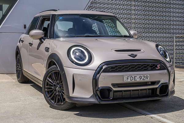 2023 MINI Hatch Cooper S Classic F55 LCI-2