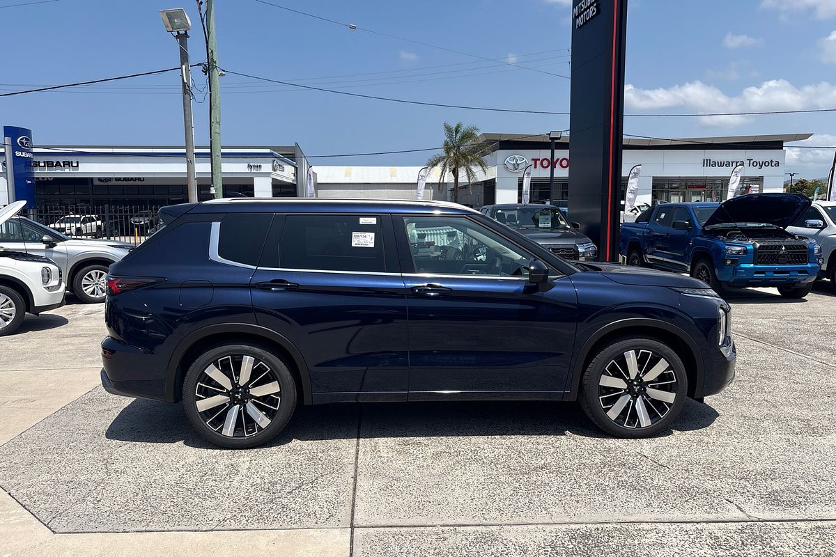 2025 Mitsubishi Outlander Exceed ZM