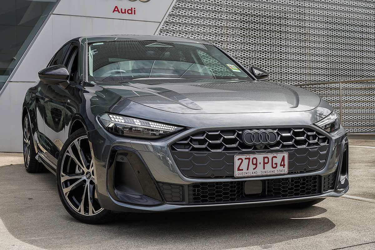 2025 Audi A5 TFSI 150kW S line B10