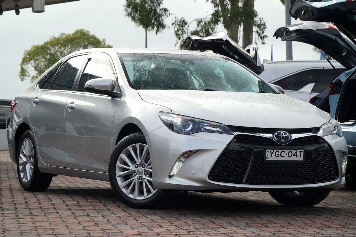 2016 Toyota Camry Atara SL ASV50R