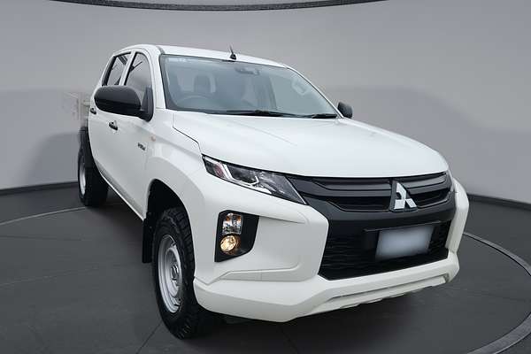 2022 Mitsubishi Triton GLX MR 4X4