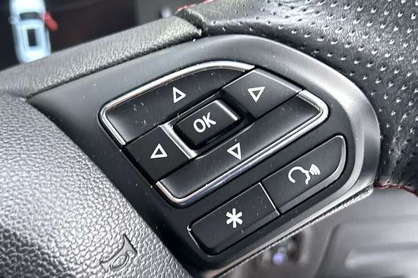 2022 MG HS Vibe SAS23 thumb-16