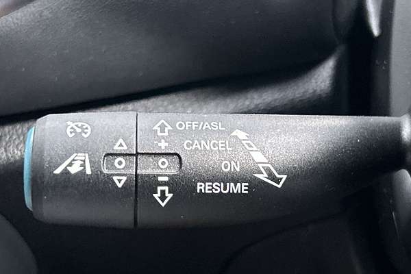 2022 MG HS Vibe SAS23 thumb-17