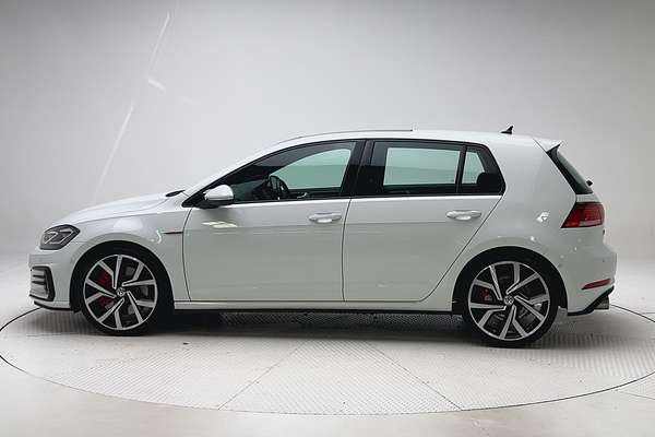 2019 Volkswagen Golf GTI 7.5 thumb-4