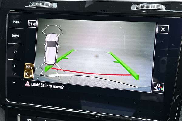 2019 Volkswagen Golf GTI 7.5 thumb-16