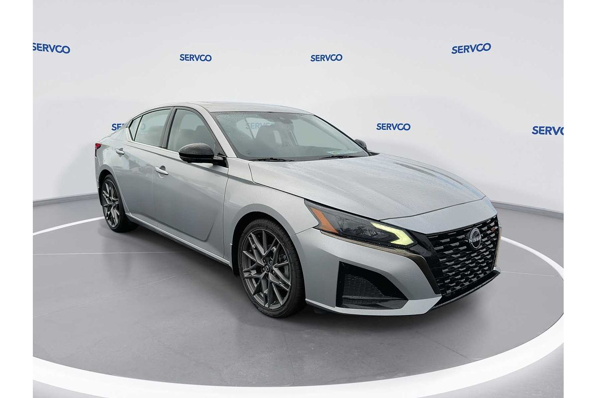 2023 Nissan Altima 2.0 SR