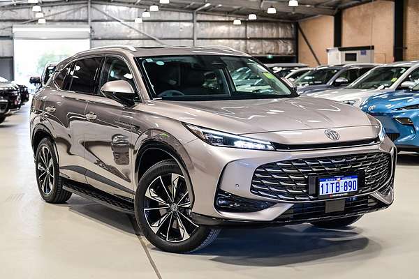 2025 MG HS Super Hybrid Essence AS33P