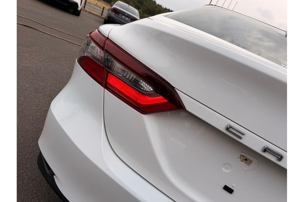 2021 Toyota Camry Ascent AXVH70R