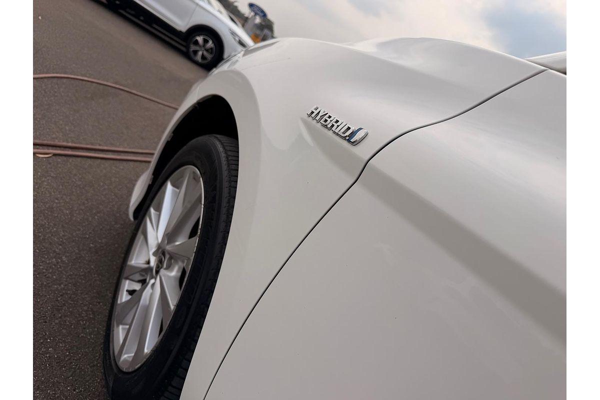 2021 Toyota Camry Ascent AXVH70R