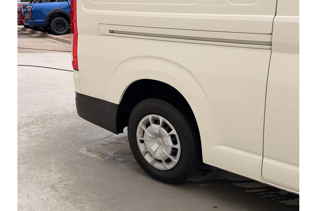 2019 Toyota Hiace GDH320R ELWB High Roof
