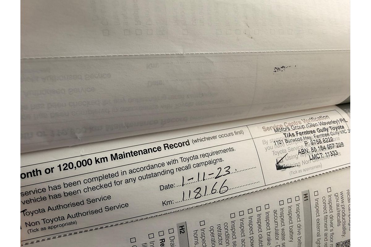 2019 Toyota Hiace GDH320R ELWB High Roof