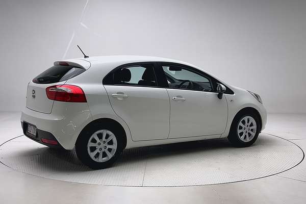 2013 Kia Rio S UB thumb-2