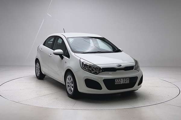 2013 Kia Rio S UB thumb-4