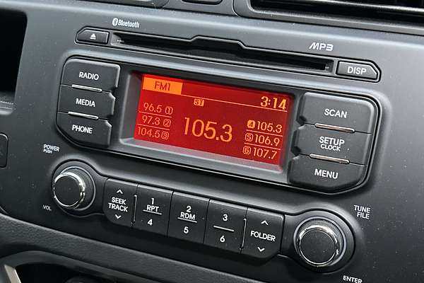 2013 Kia Rio S UB thumb-13