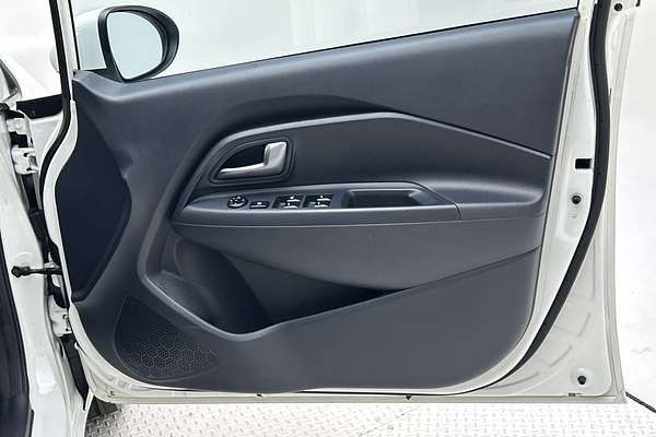 2013 Kia Rio S UB thumb-17