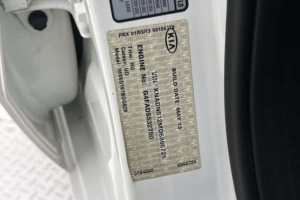 2013 Kia Rio S UB thumb-22